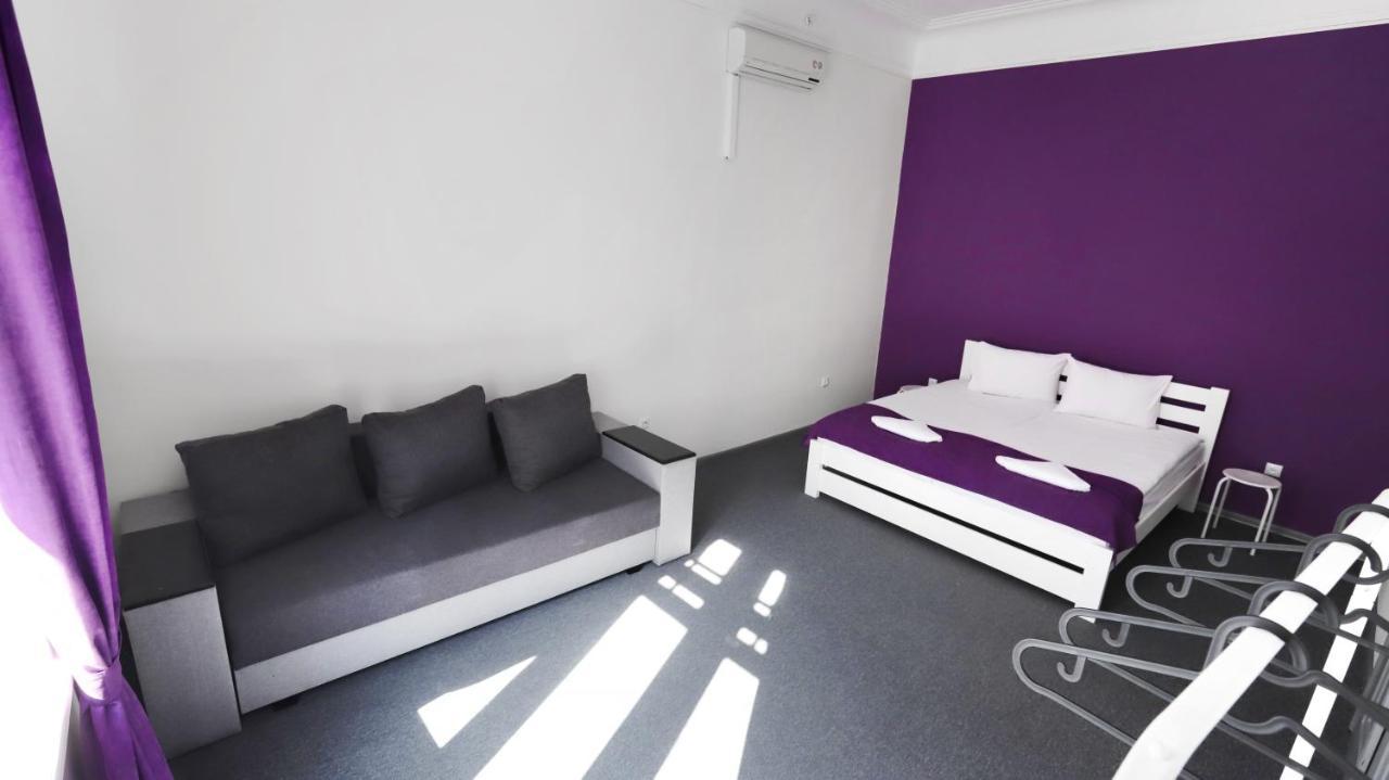 Family Hostel Lviv Exterior photo